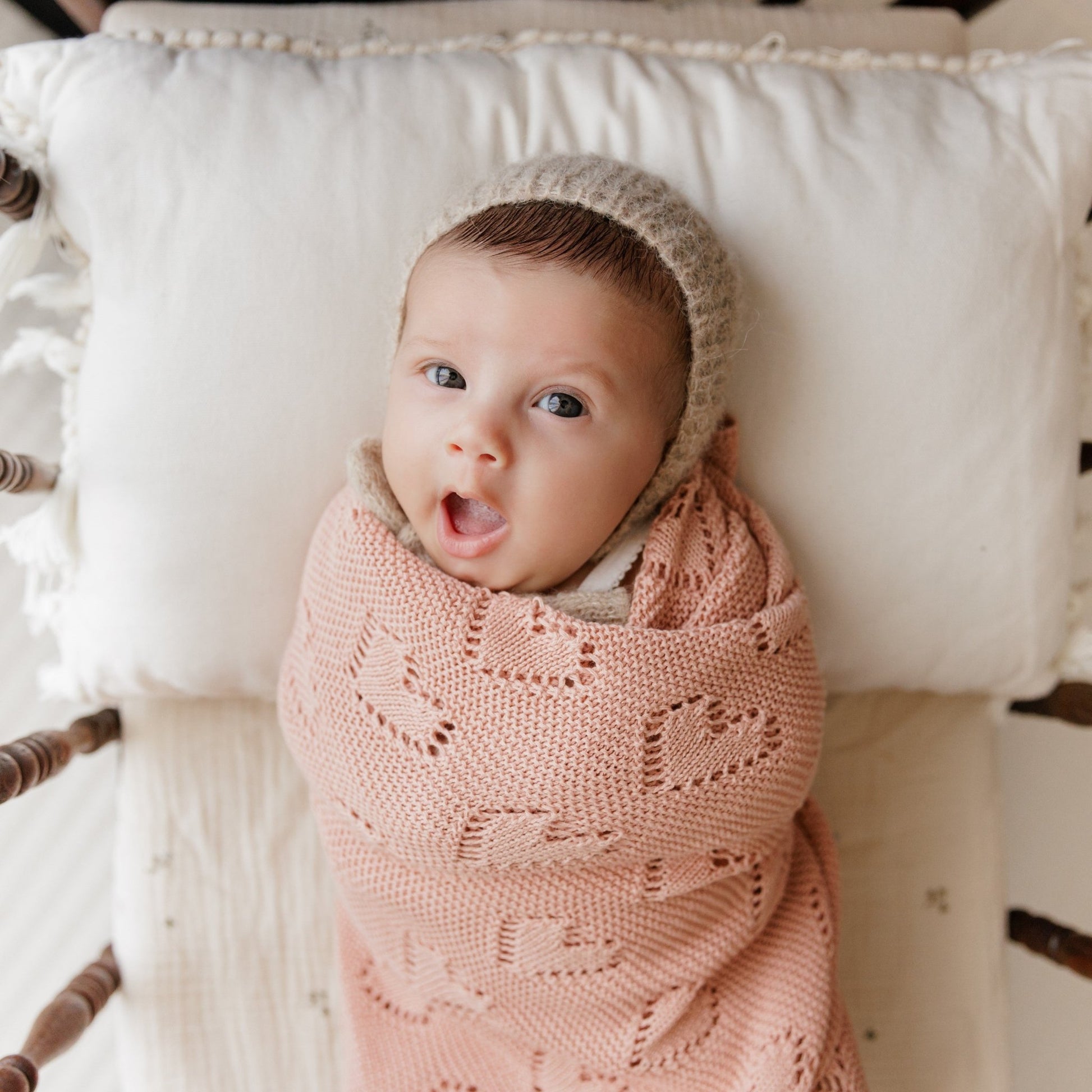 100% Cotton Luxury Knit Heart Swaddle Baby Blanket - Bright House