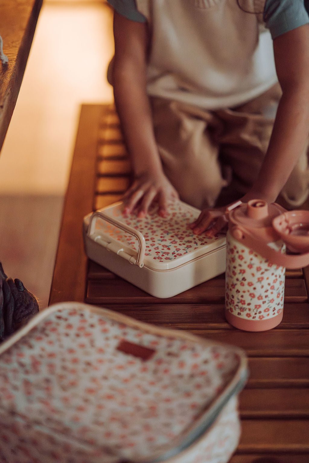 3 Compartment Leakproof Lunchbox | Sunset Meadow - Bright House