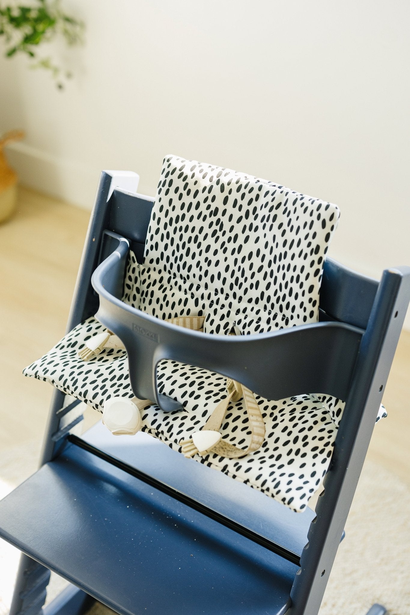 Black Dots Cushion for the Stokke Tripp Trapp Highchair - Bright House
