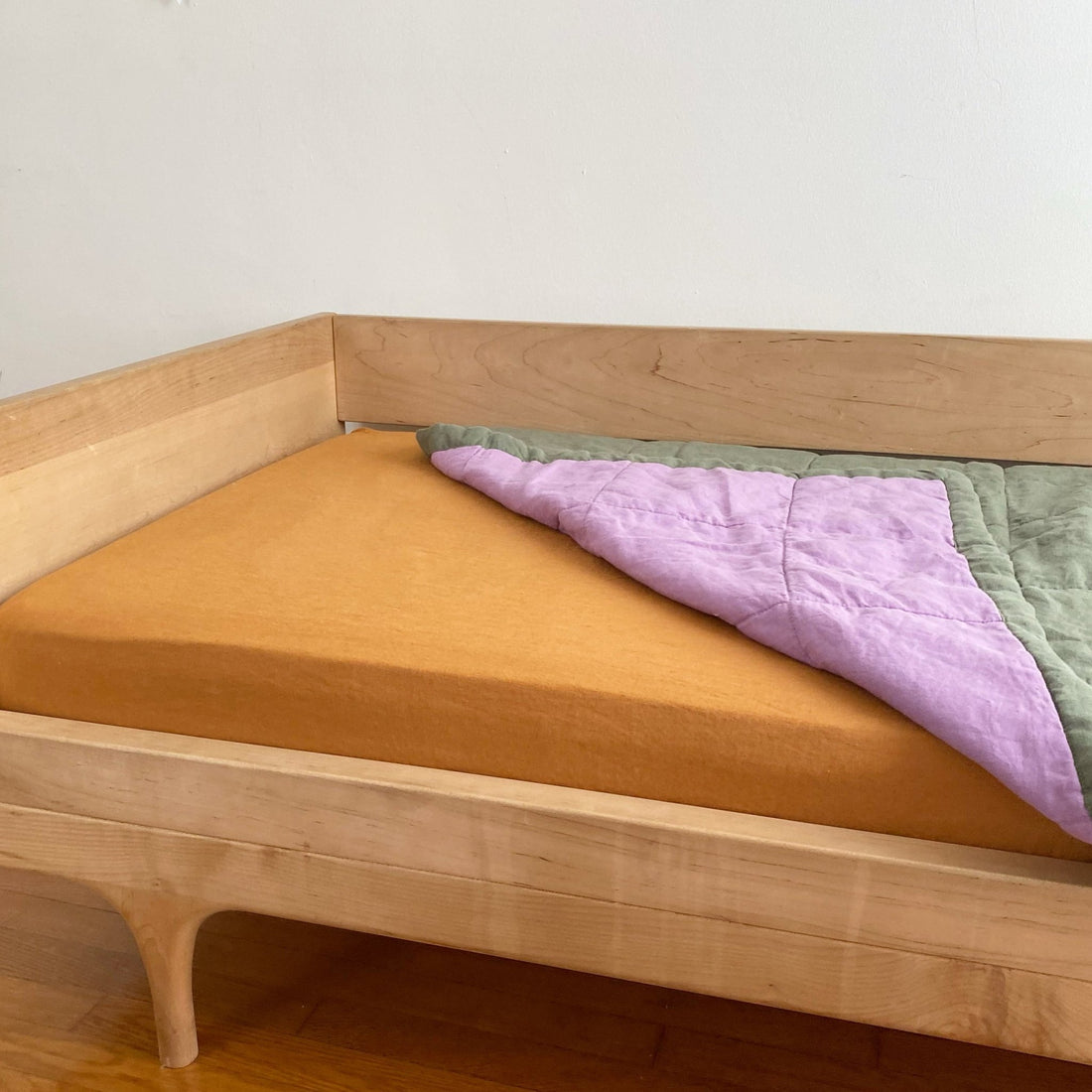 Crib Linen Fitted Sheet - Bright House