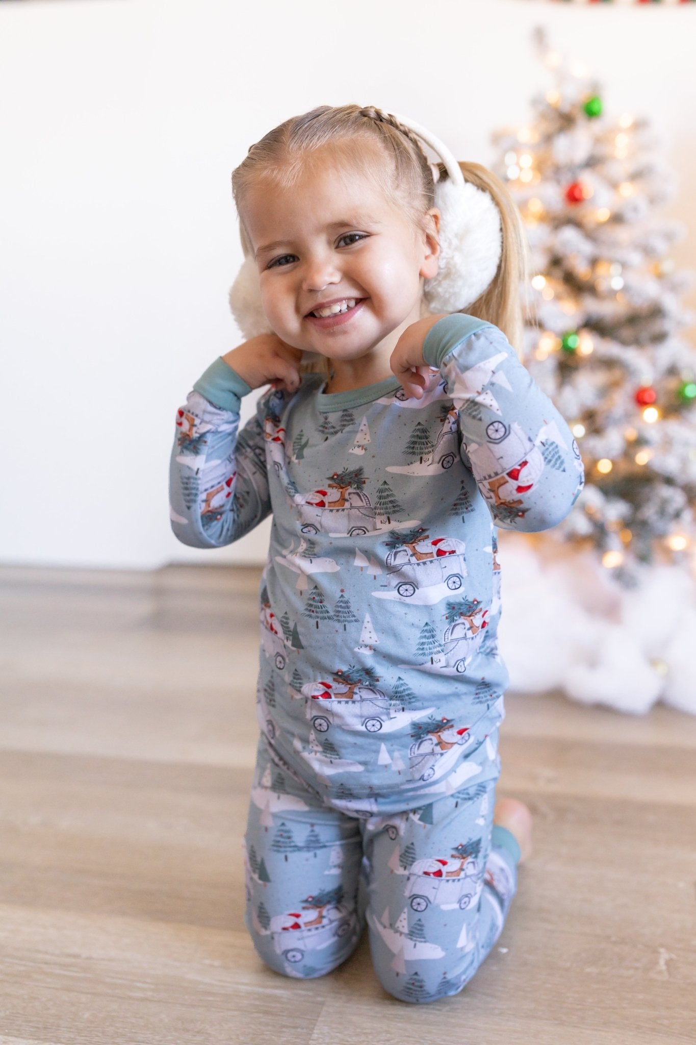 Cruisin' to Christmas 2pc Bamboo Pajamas *12 - 18m left - Bright House