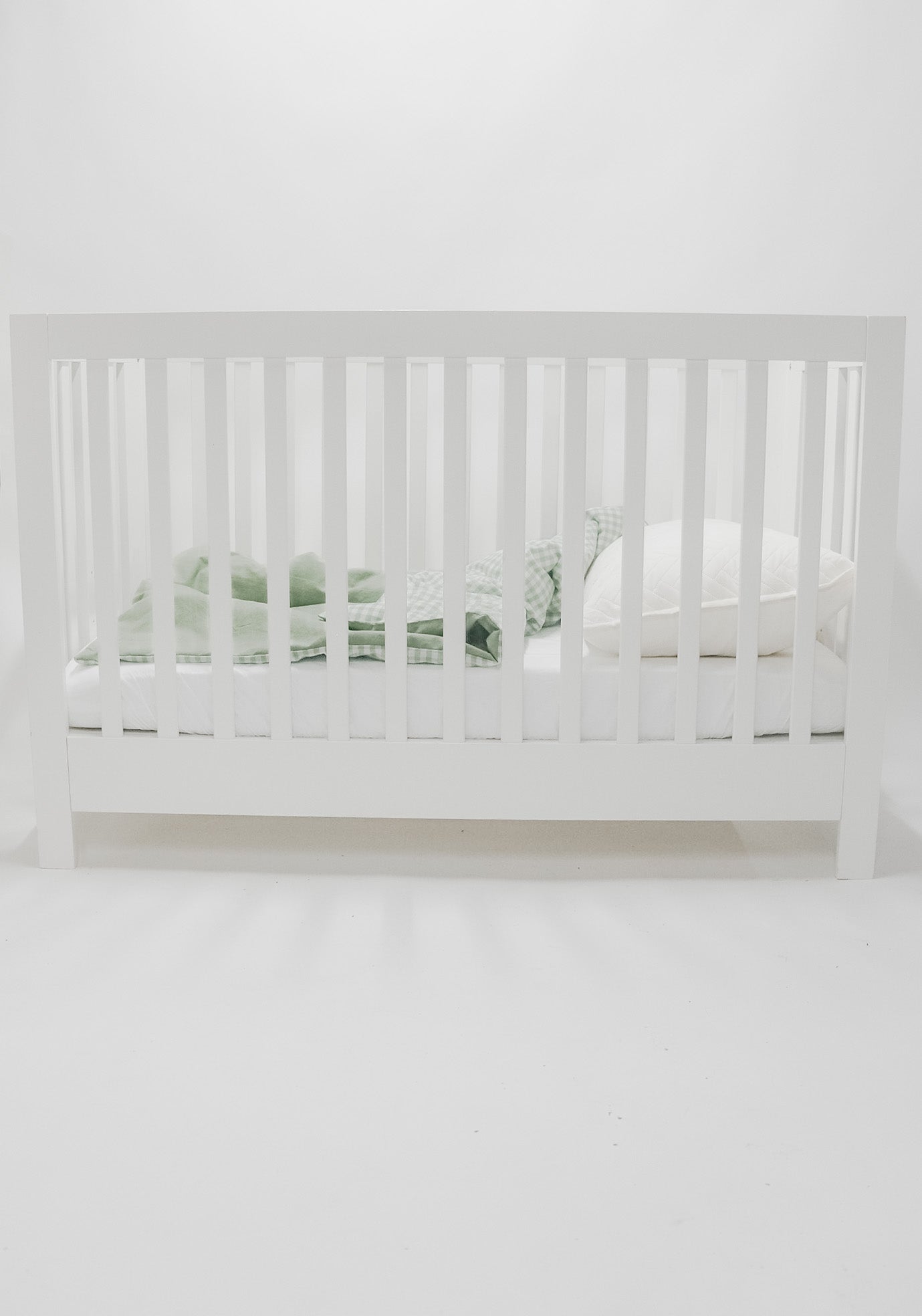 Ivy Gingham Quilted Blanket - Bright House