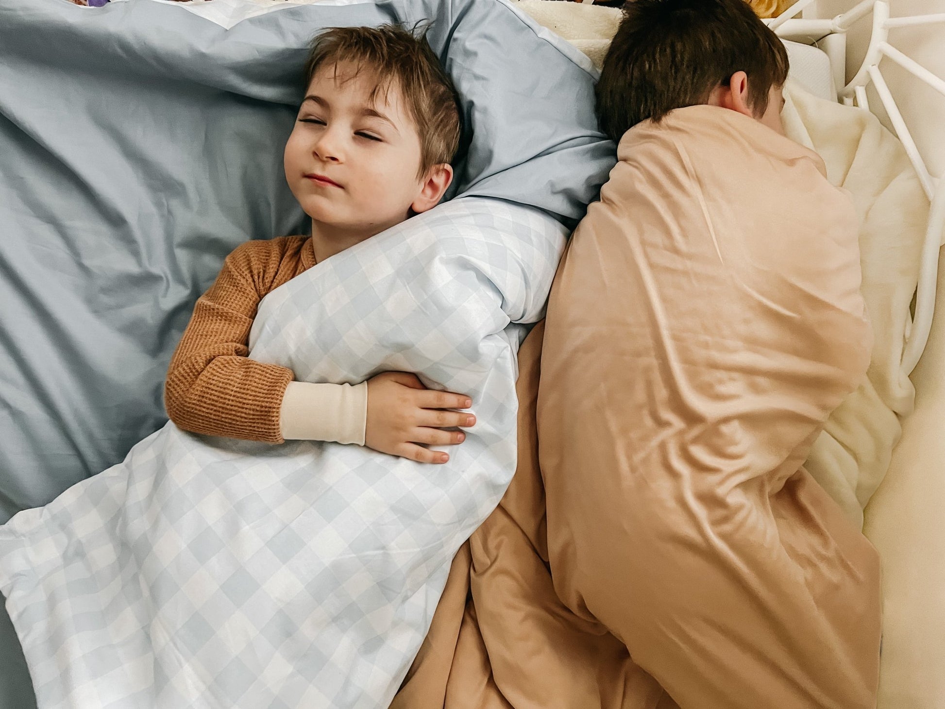 Marine Gingham Quilted Blanket - Bright House