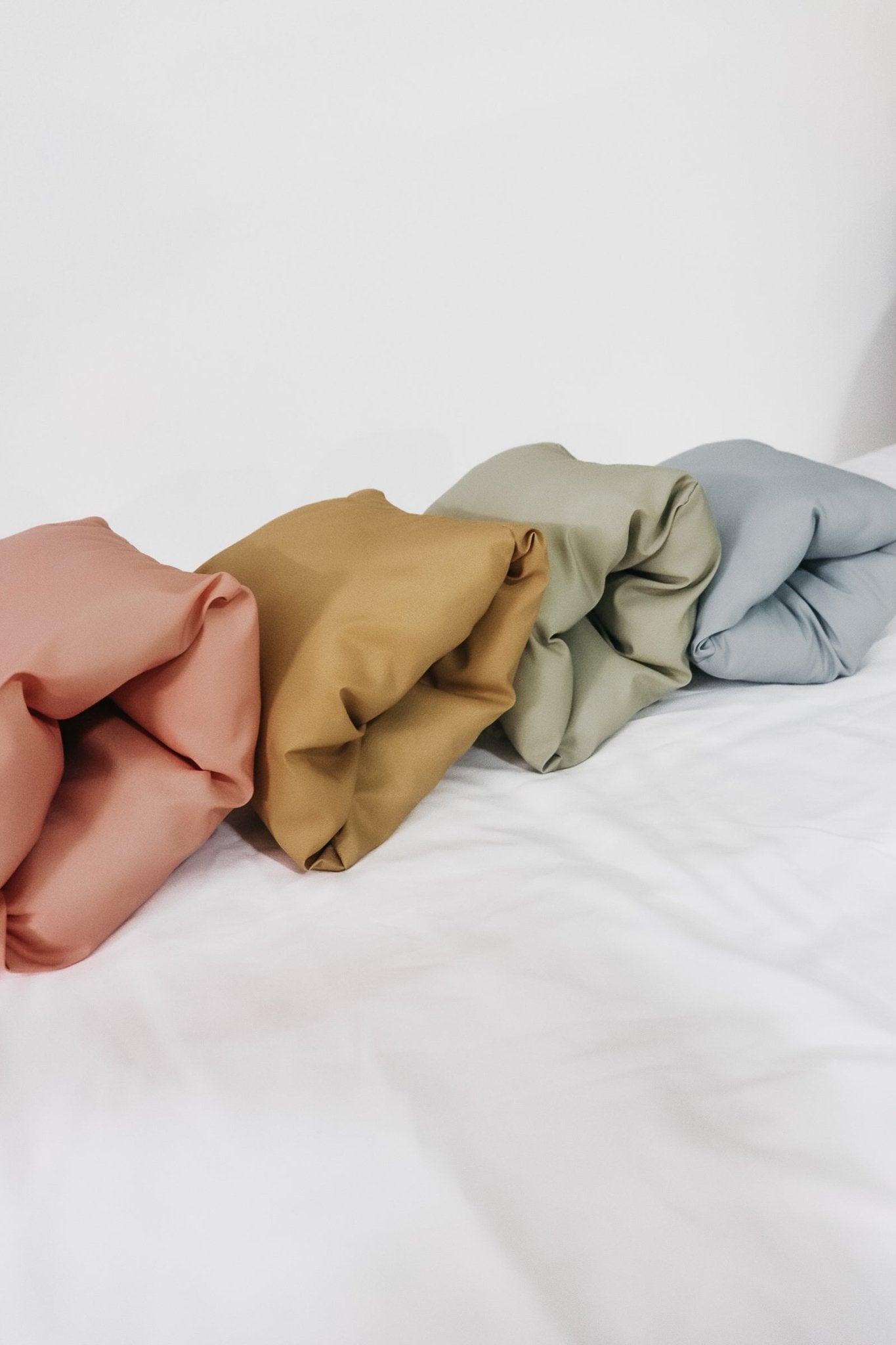 Meadow Wipeable Cradle Arm Pillow - Bright House