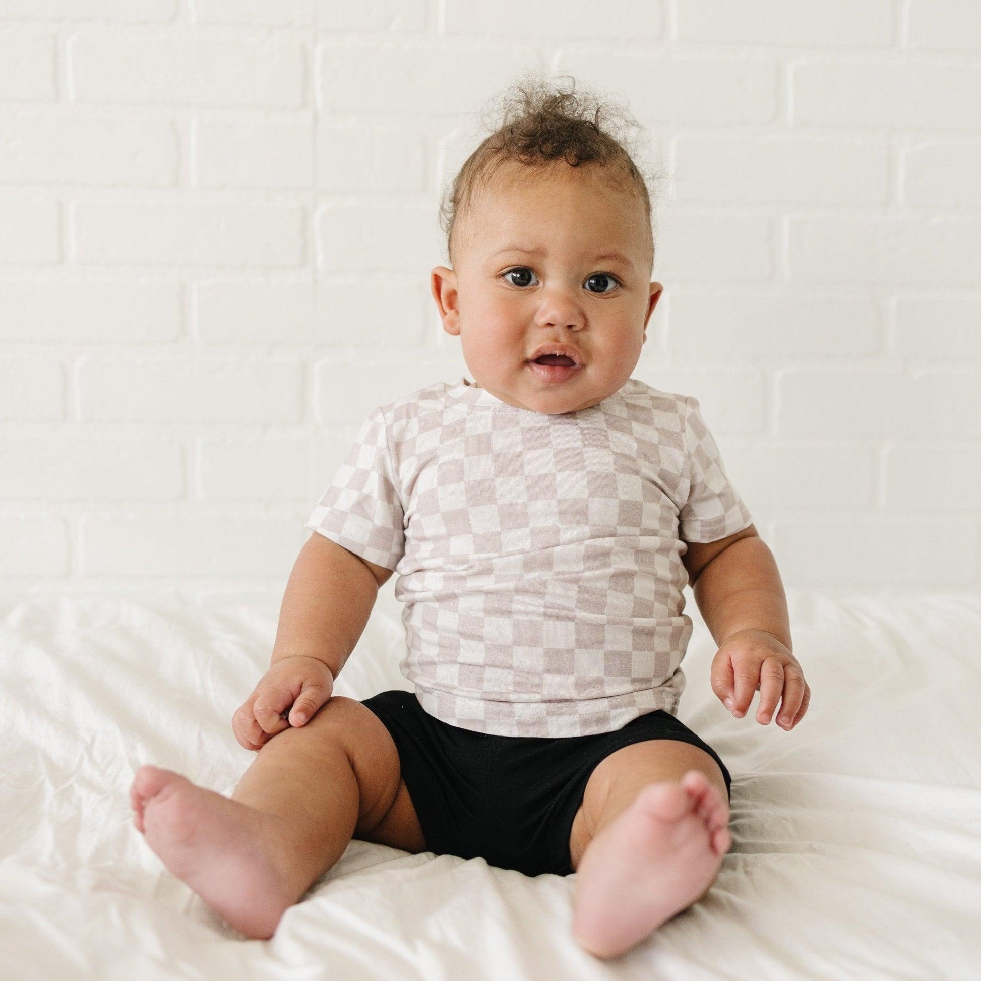 Neutral Checkered Bamboo Tee *Sizes 3/6m & sz 6 left - Bright House